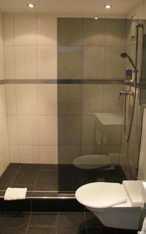 Hotel Regina Zürih Oda fotoğraf